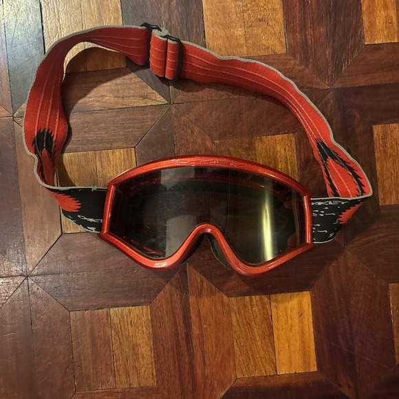 Oakley Authentic Ski/Snowboard/Snowmobile Goggles‎ - Picture 1 of 4